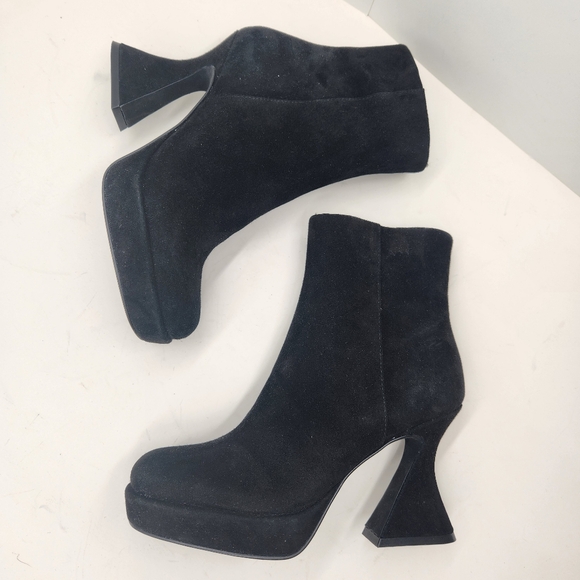 Jeffrey Campbell heeled boots black suede Humanity ankle booties